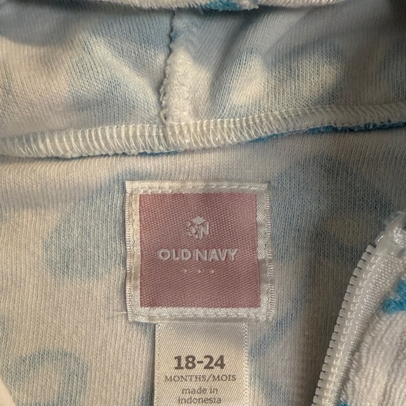 Old Navy Kids - Terry clothe short sleeve Hoodie with Blue Heart Design - Picture 2 of 3